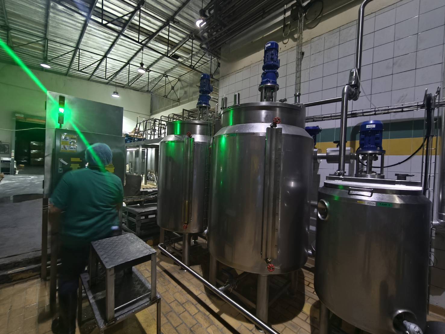 ถังผสมและระบบควบคุม